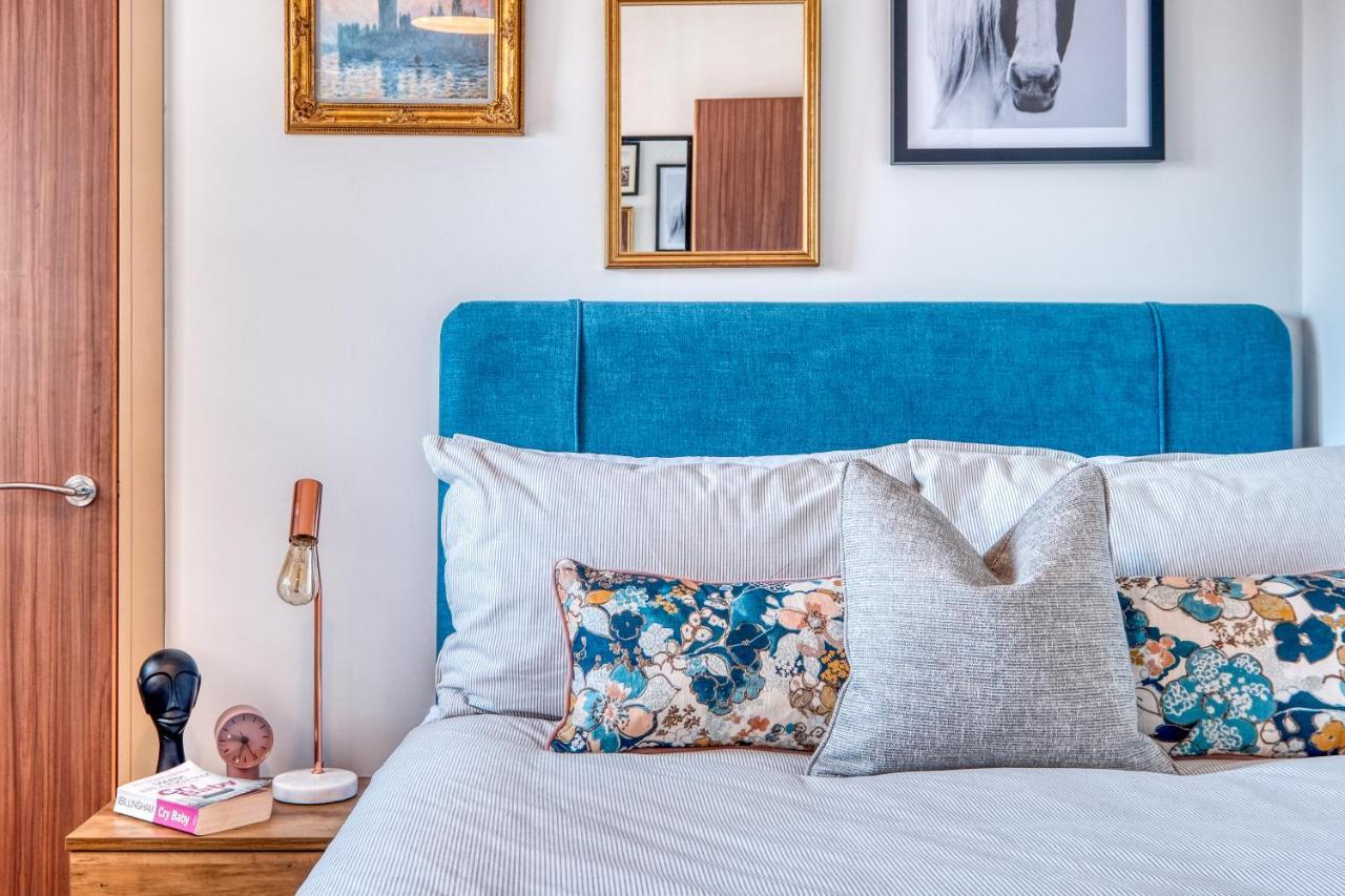 Gorgeous 1-Bed City Apartment, Sleeps 4 Worcester Kültér fotó